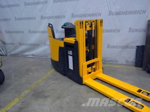 Jungheinrich ERD 220 보행식 리치 지게차