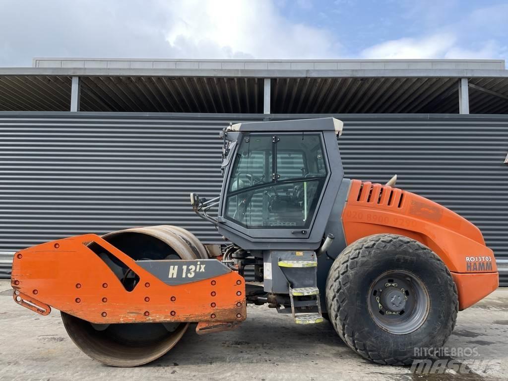 Hamm H 13IX 싱글 드럼 롤러