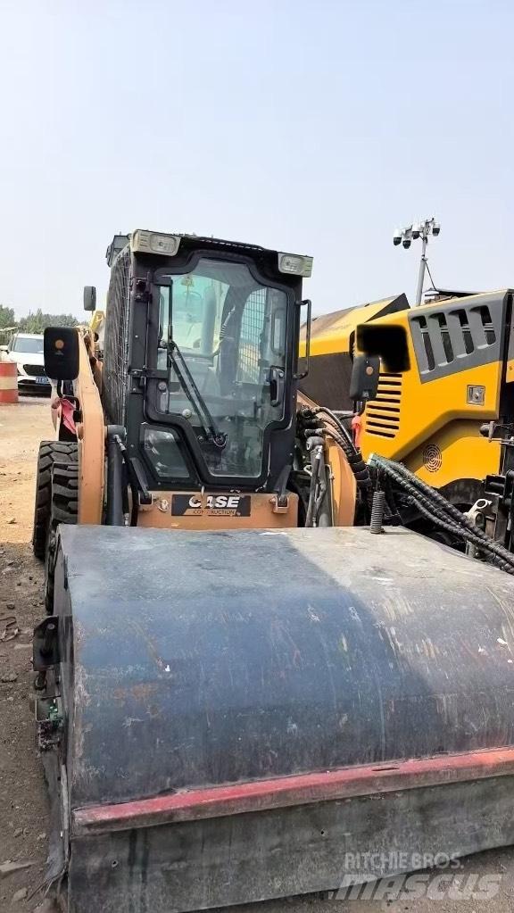 CASE SR 130  스키드로더