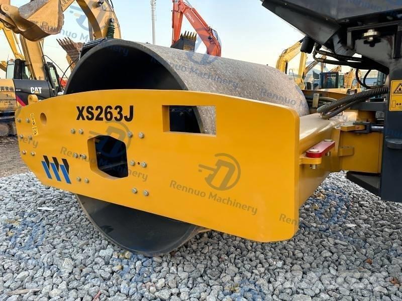 XCMG XS263J 싱글 드럼 롤러