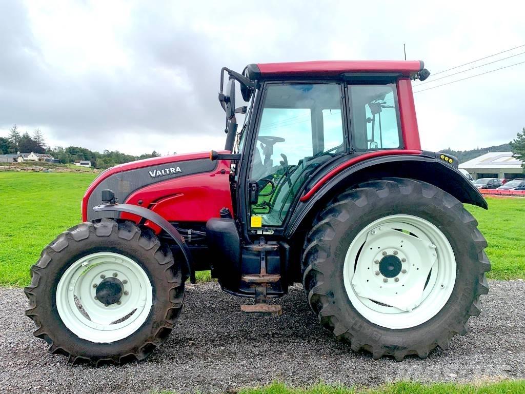 Valtra N101 Tractor 임업용 트랙터