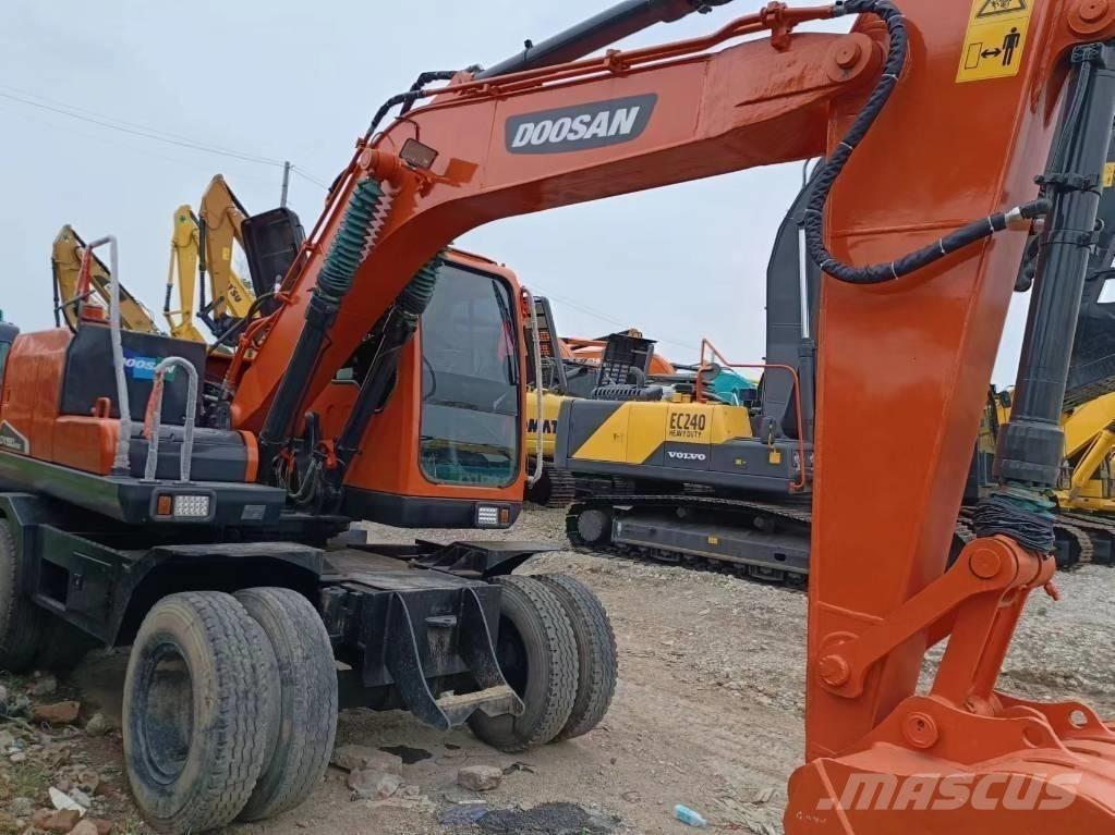 Doosan 150 W  휠 굴삭기