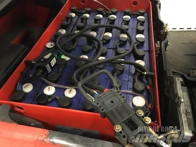Linde E 14-02 전동 지게차
