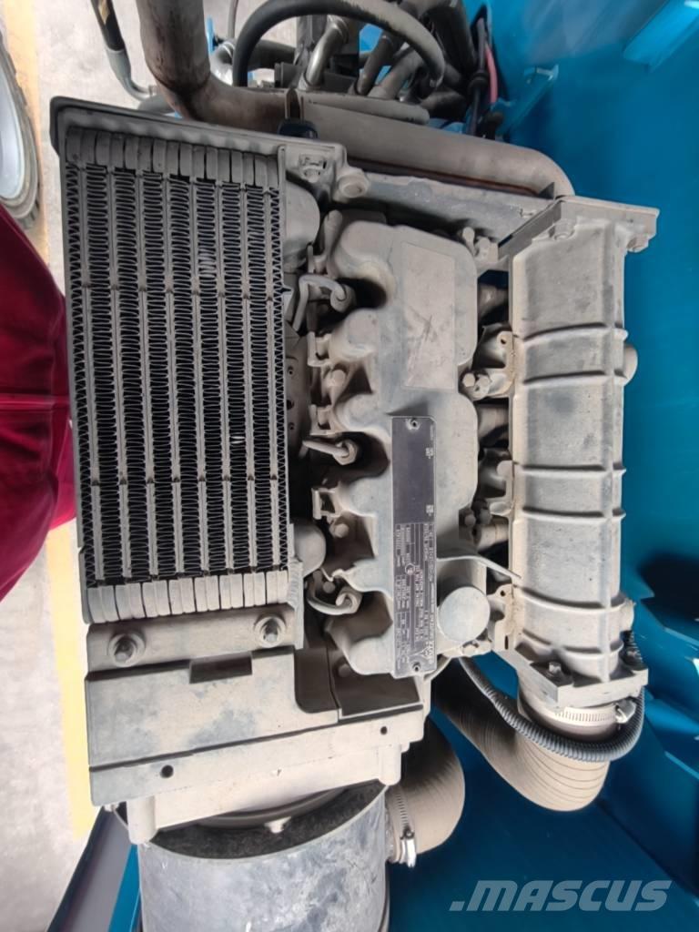 Genie S 65 견인식 전동이동 리프트