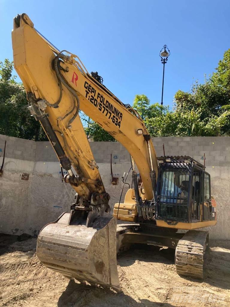 CAT 320 D L 대형 굴삭기 29톤 이상