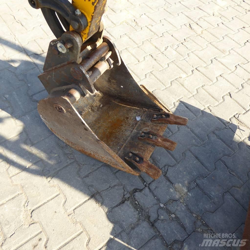 JCB 8010 CTS 소형 굴삭기 7톤 미만
