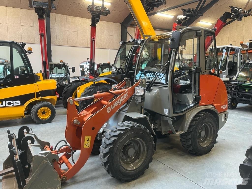 Weycor AR 320 미니 로더