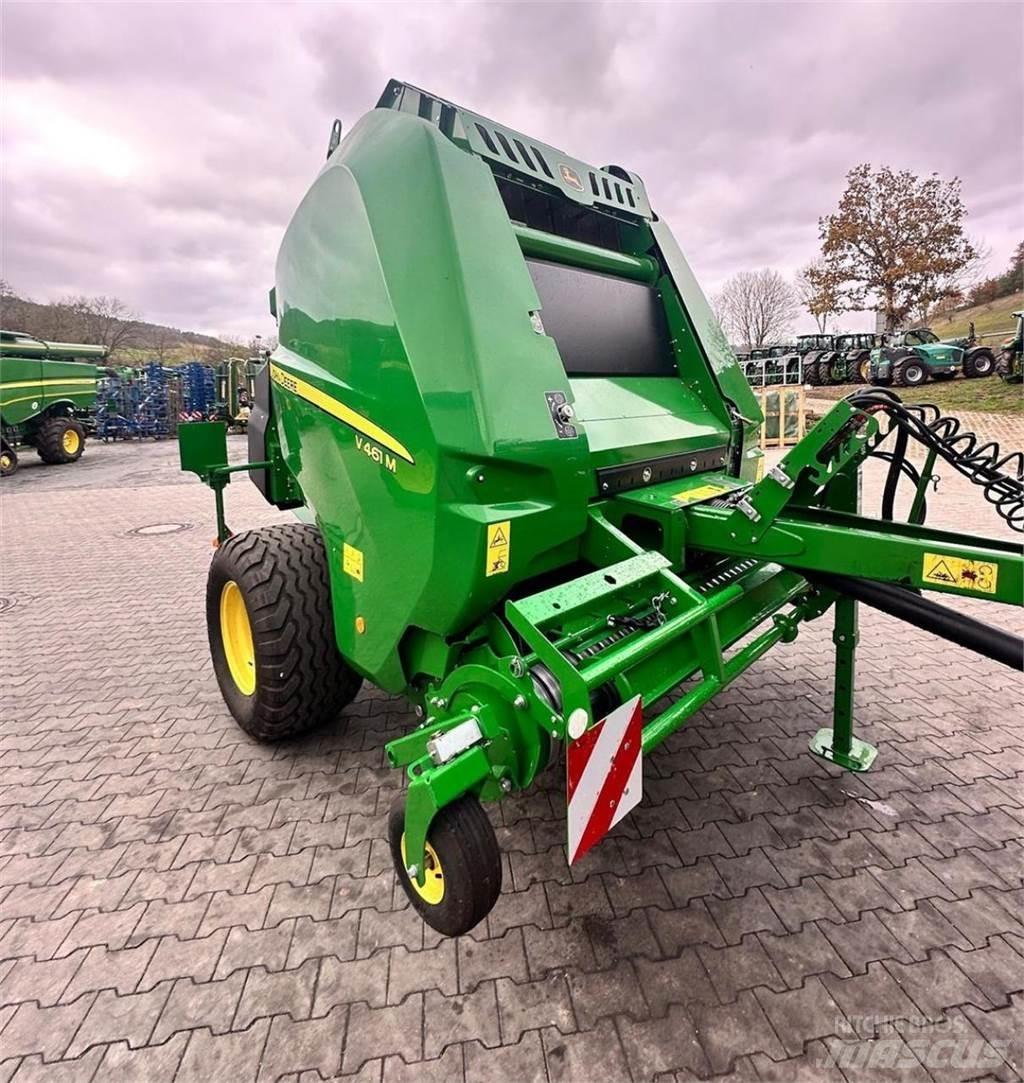 John Deere V461M 원형 곤포기