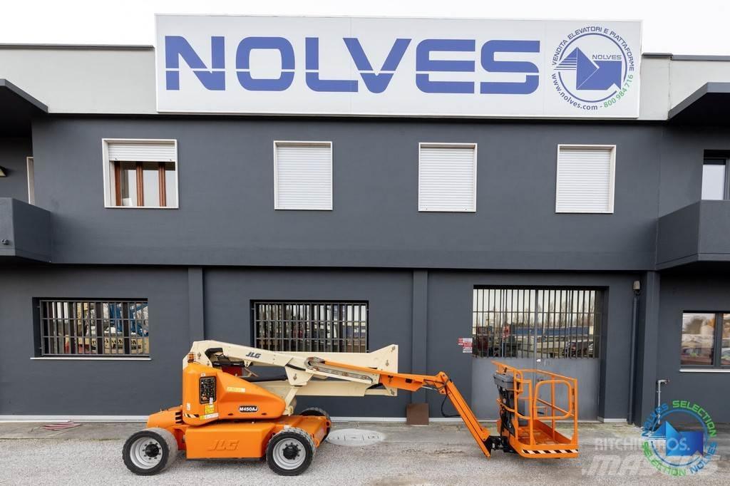 JLG M450AJ 관절형 전동이동 리프트