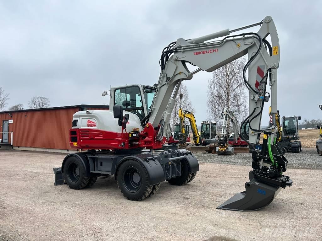 Takeuchi TB395W  휠 굴삭기
