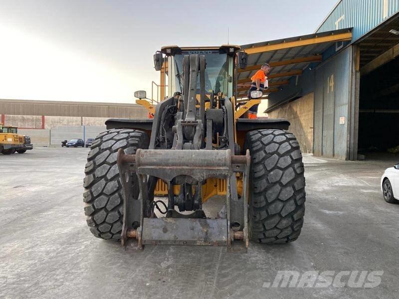 Volvo L 220 H  휠로우더