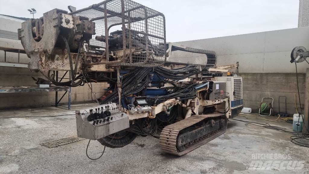 Soilmec SM14 말뚝설치기