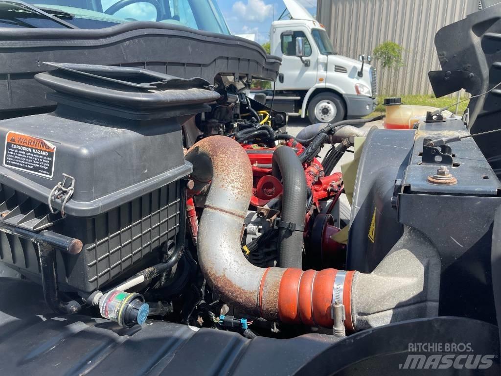 International 4300 탑차 트럭