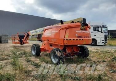 JLG 660 SJ 견인식 전동이동 리프트