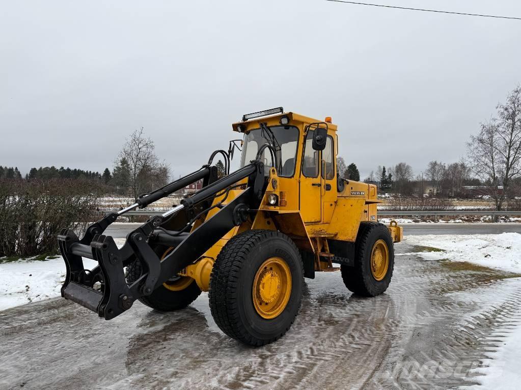 Volvo L 70  휠로우더