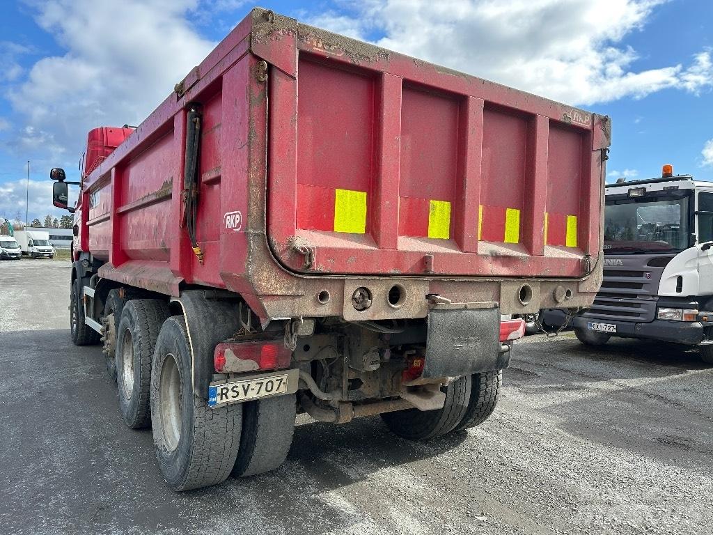 Scania R560 8x4 덤프 트럭