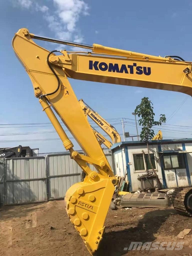 Komatsu PC 220-8 대형 굴삭기 29톤 이상