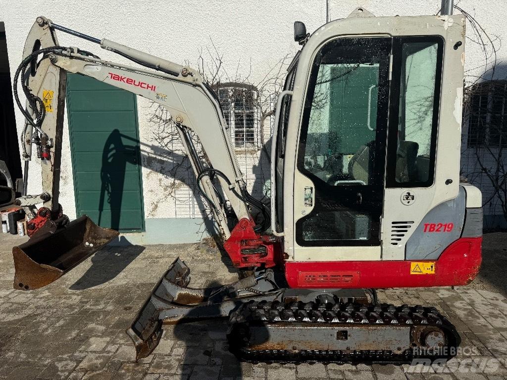 Takeuchi TB 219 소형 굴삭기 7톤 미만