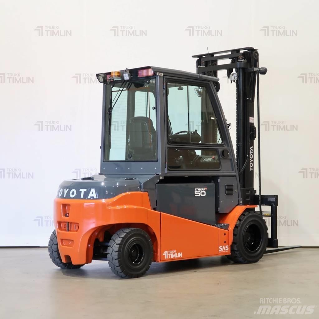 Toyota 8FBMT50 전동 지게차