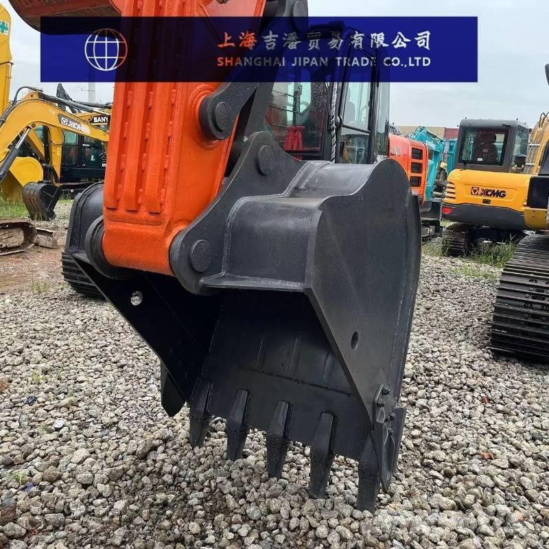 Doosan DX 225 대형 굴삭기 29톤 이상
