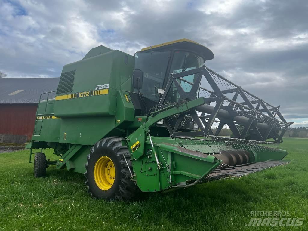 John Deere 1072 콤바인 수확기
