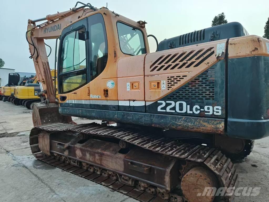 Hyundai R220LC-9S 대형 굴삭기 29톤 이상