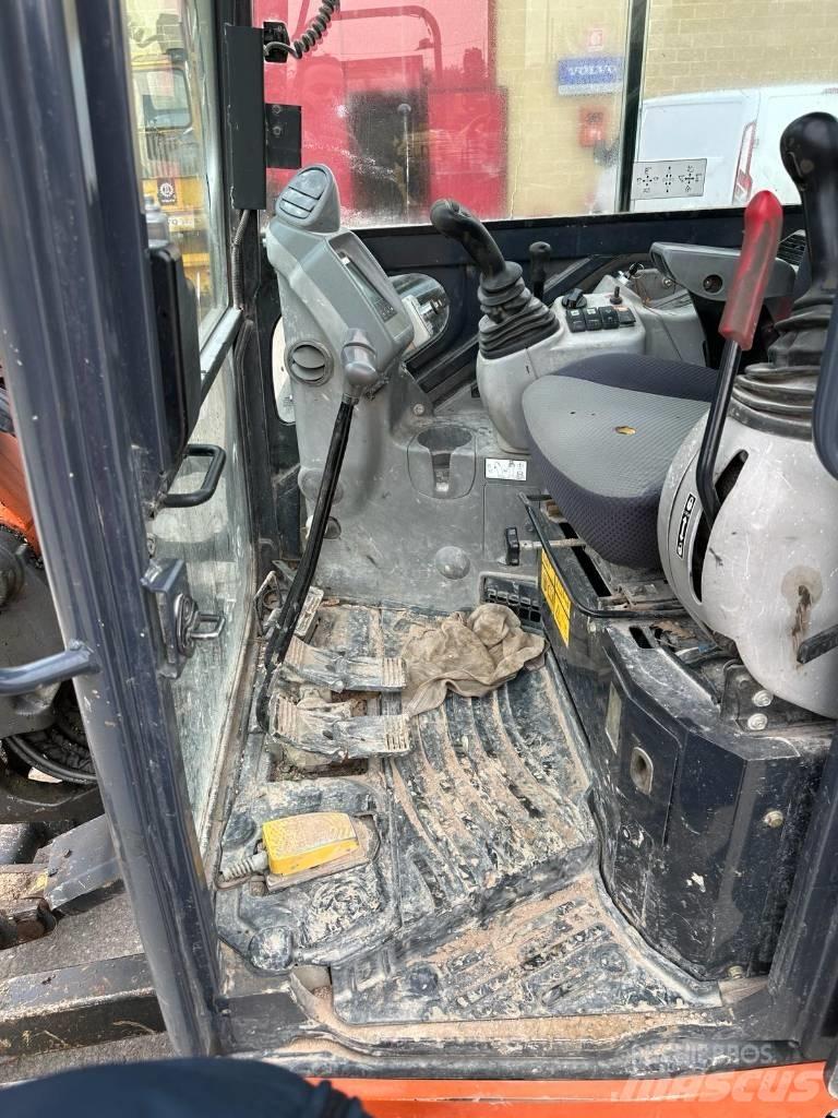 Hitachi ZX 65 US B-5 소형 굴삭기 7톤 미만