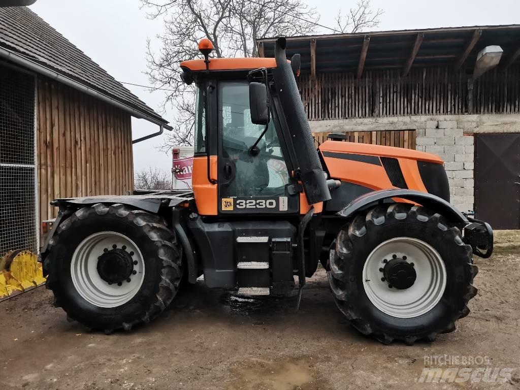 JCB Fastrac 3230 트랙터