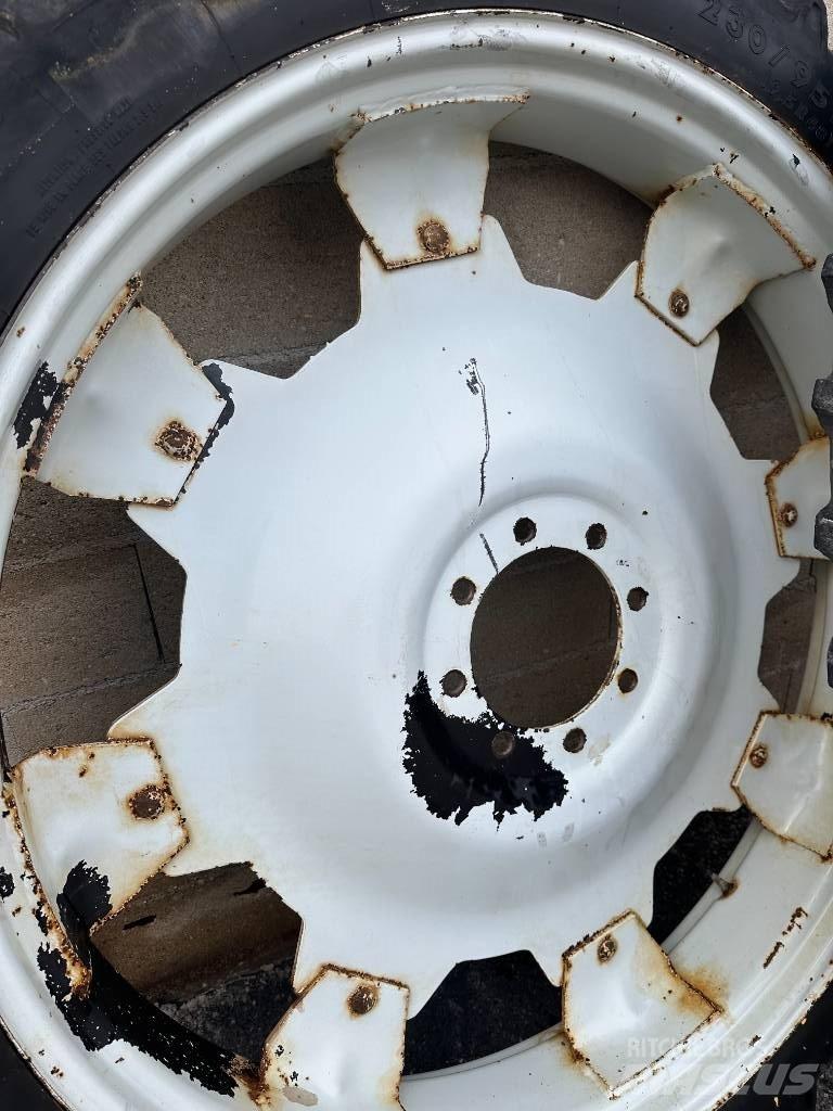 Kleber 230/95R48 타이어, 휠 및 림