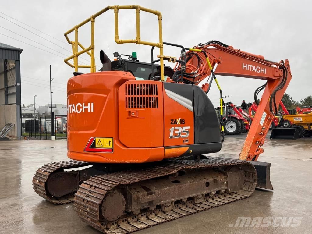 Hitachi ZX 135 US-7 대형 굴삭기 29톤 이상