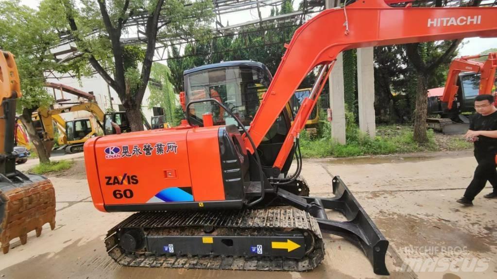 Hitachi ZX 60 소형 굴삭기 7톤 미만