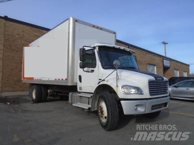 Freightliner M 106 탑차 트럭
