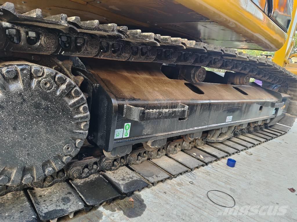 CAT 320d 대형 굴삭기 29톤 이상