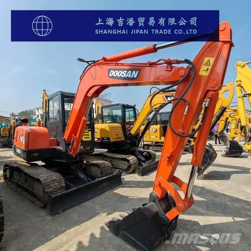 Doosan DH 55 소형 굴삭기 7톤 미만