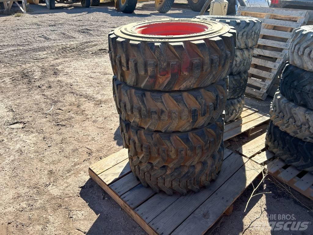 Bobcat 10x16.5 Tires 타이어, 휠 및 림