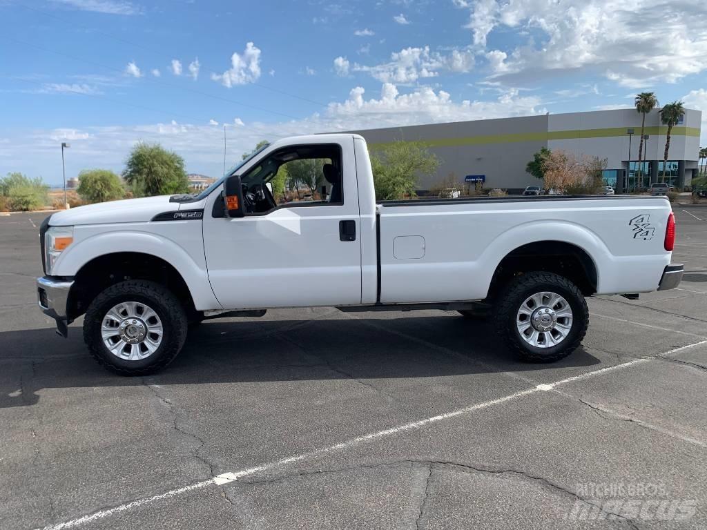 Ford F 350 탑차 트럭