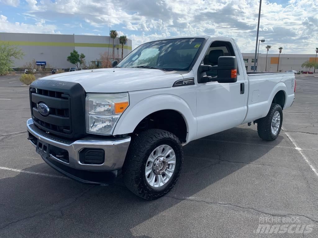 Ford F 350 탑차 트럭
