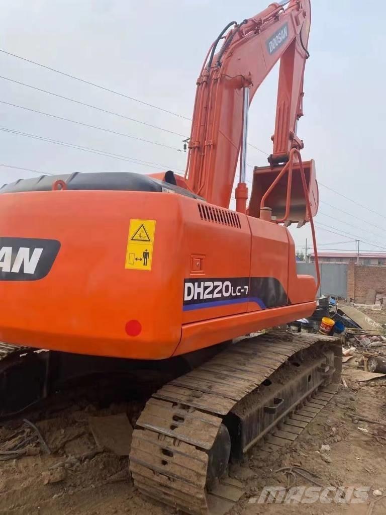 Doosan DH220LC-5 대형 굴삭기 29톤 이상