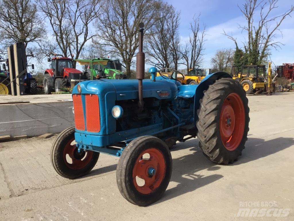 Fordson Power Major 트랙터