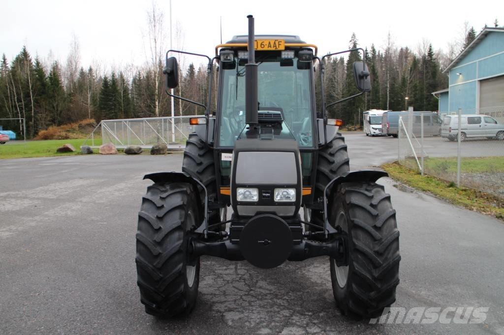Valtra 700 트랙터