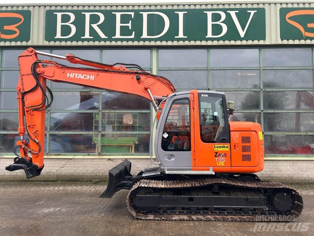 Hitachi ZX 135 US 대형 굴삭기 29톤 이상