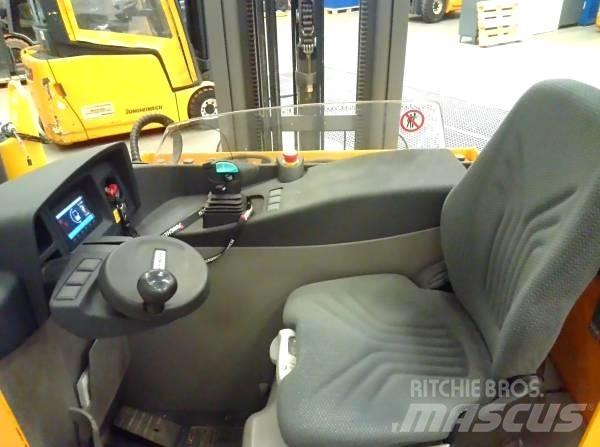 Jungheinrich ETV 214 리치 트럭