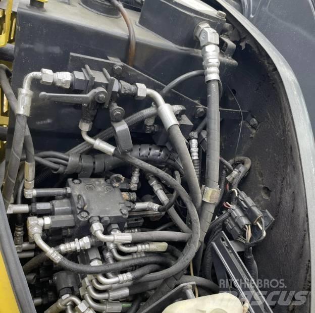 Komatsu PC 55 MR 소형 굴삭기 7톤 미만