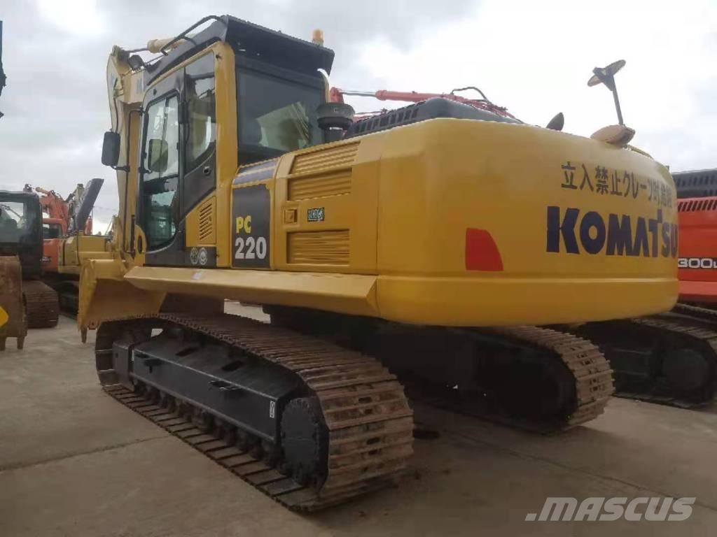 Komatsu PC 220-8 대형 굴삭기 29톤 이상