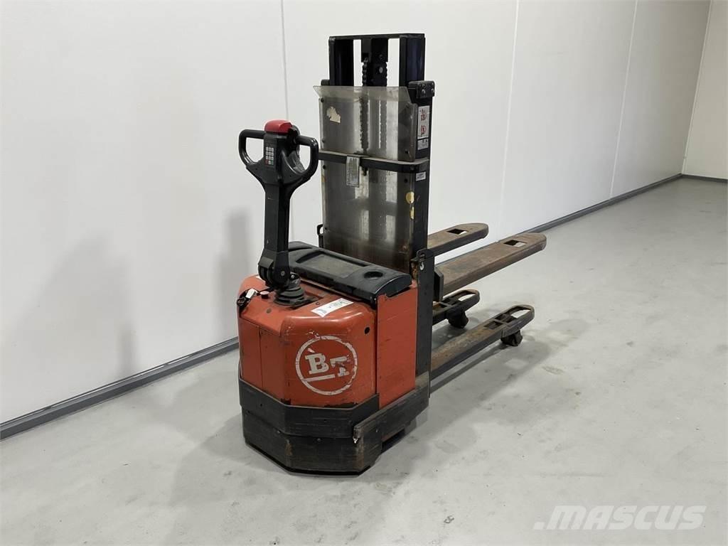 BT S16D 보행식 리치 지게차
