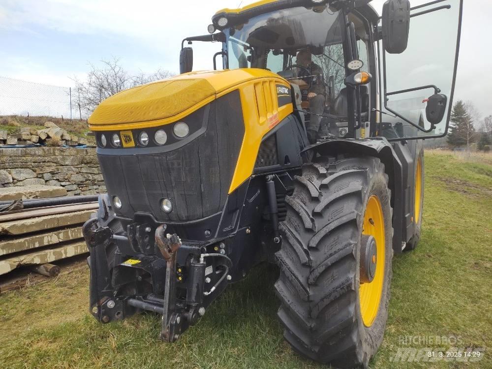 JCB Fastrac 8330 트랙터