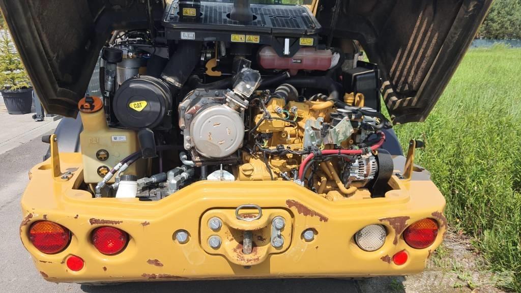 CAT 908M  휠로우더