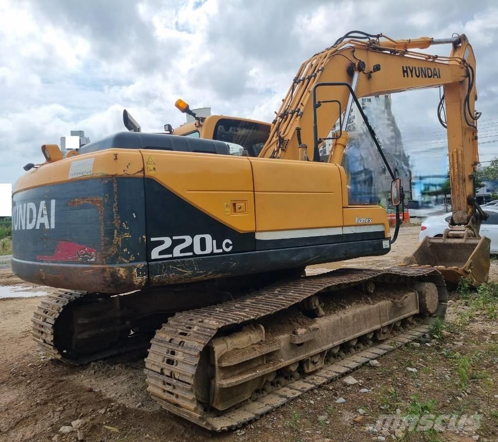 Hyundai Robex 220 LC 대형 굴삭기 29톤 이상