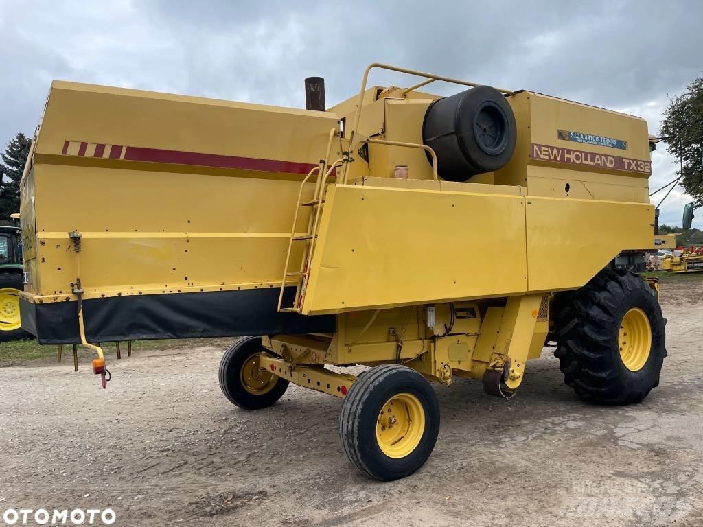 New Holland TX 32 콤바인 수확기