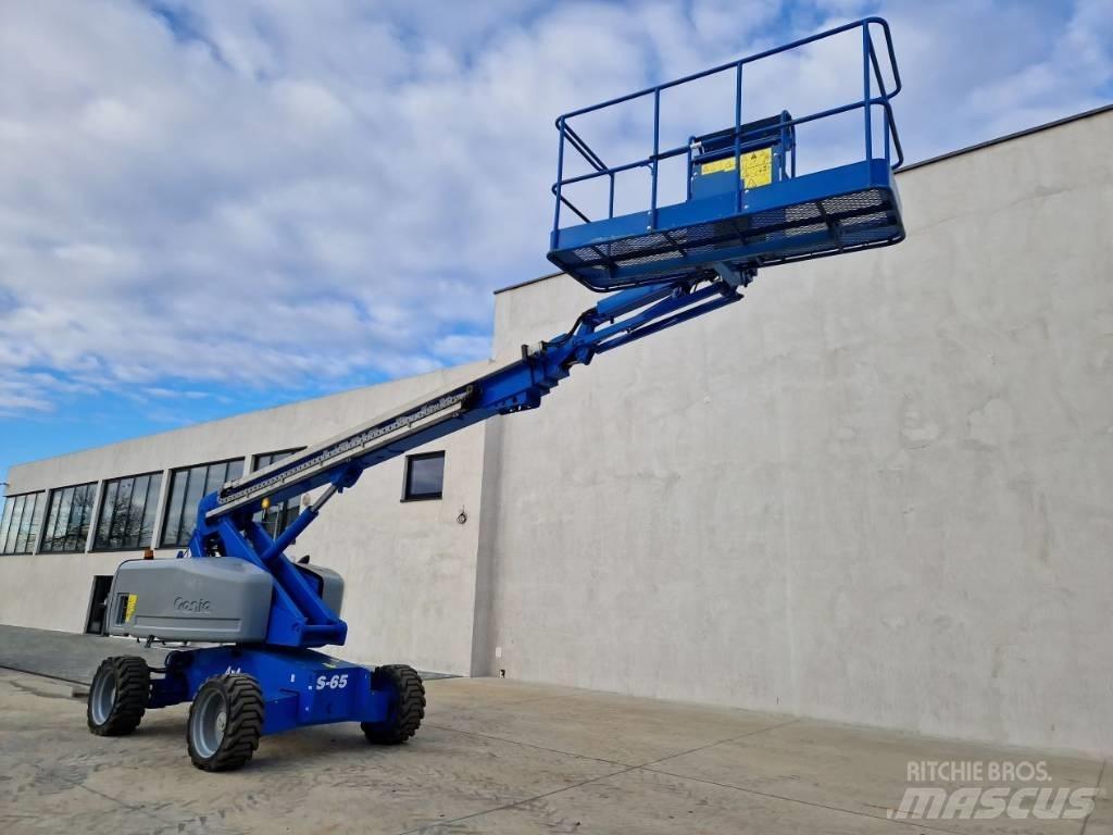 Genie S65   R319 견인식 전동이동 리프트